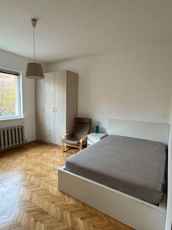 Тристаен в град София, Лозенец
